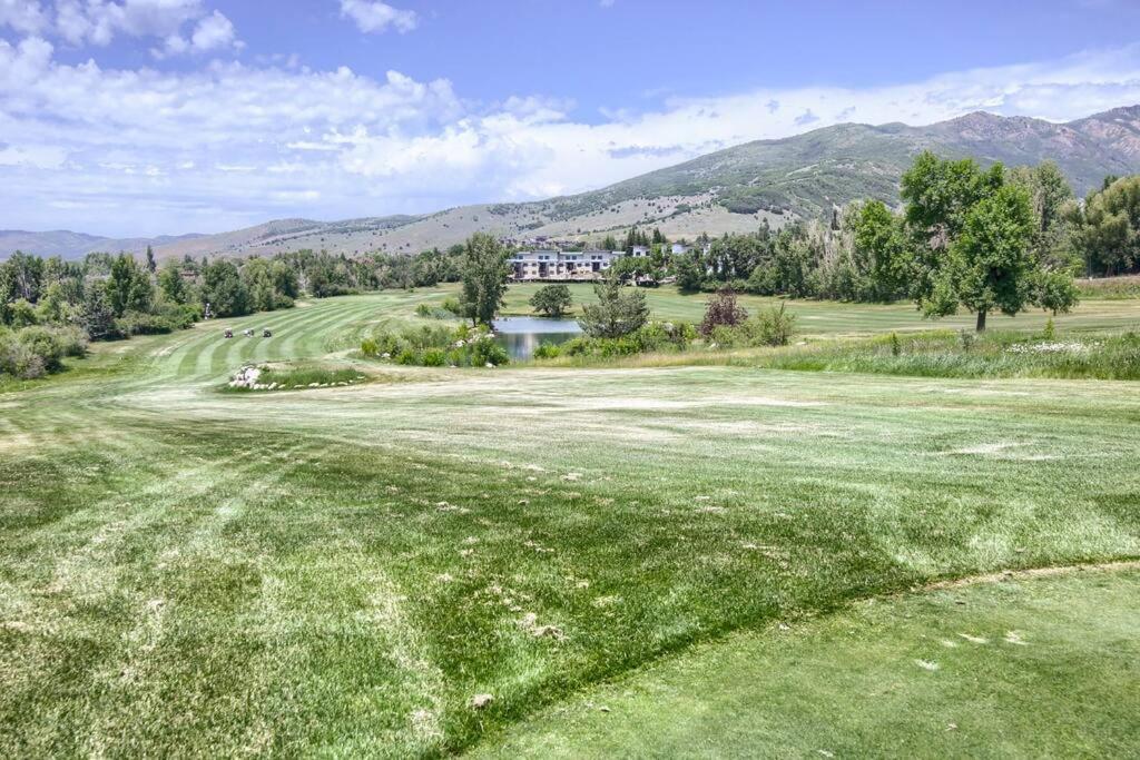 Wolf Creek Lodge Condo In Eden, Ut - Relaxing Mountain Retreat Buitenkant foto